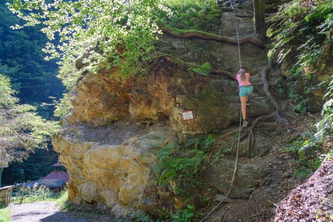 Kletterspaß am Wassererlebnisweg Gnoppnitzbach