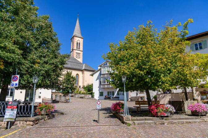 Der Dorfplatz von Aldein