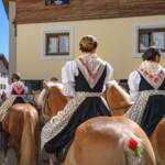 Folklore, Sarner Kirchtag, Sarntal, Sarnthein, Trachtenumzug